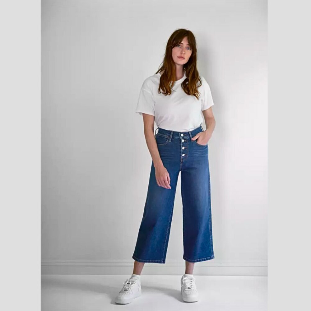 NWT - Levi's Mile High Cropped Wide Leg Jeans - Dark Blue Wash - W 25, L 27